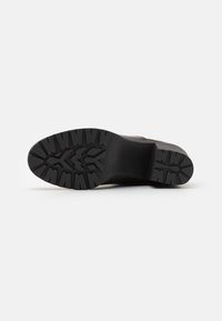 Marco Tozzi Platform ankle boots - mocca