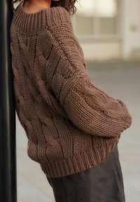 Next Neule - brown