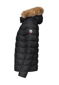 Chaqueta de plumón negra con un diseño acolchado, capucha con borde de piel y parche con logo. Presenta una vista lateral que muestra su estructura acolchada.