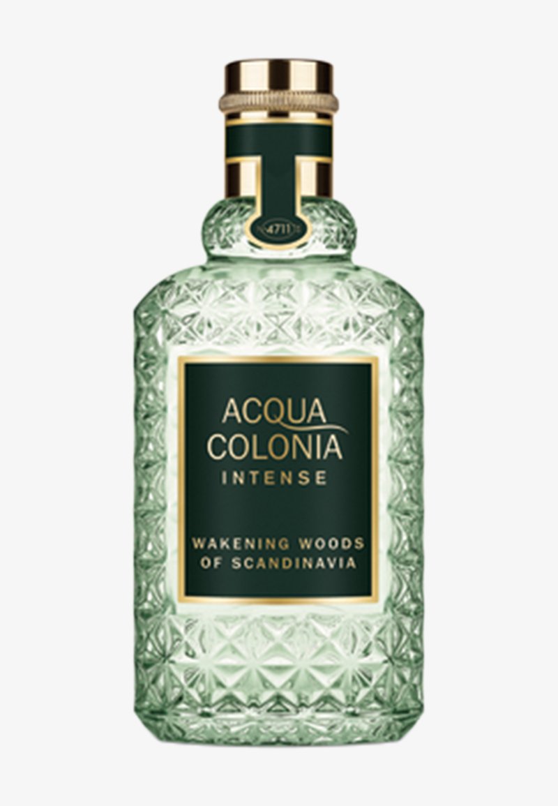Glasflasche des Acqua Colonia Intense „Wakening Woods of Scandinavia“ Parfums mit strukturiertem Diamantmuster und schwarz-gold akzentuiertem Etikett.