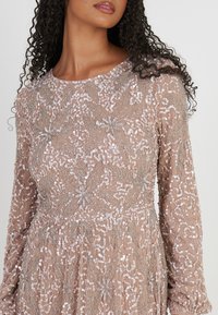 Maryisa EMBELLISHED SEQUINS  - Společenské šaty - taupe blush