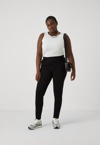 Levi's® Plus 721™ HIGH RISE SKINNY - Jeans Skinny Fit - long shot