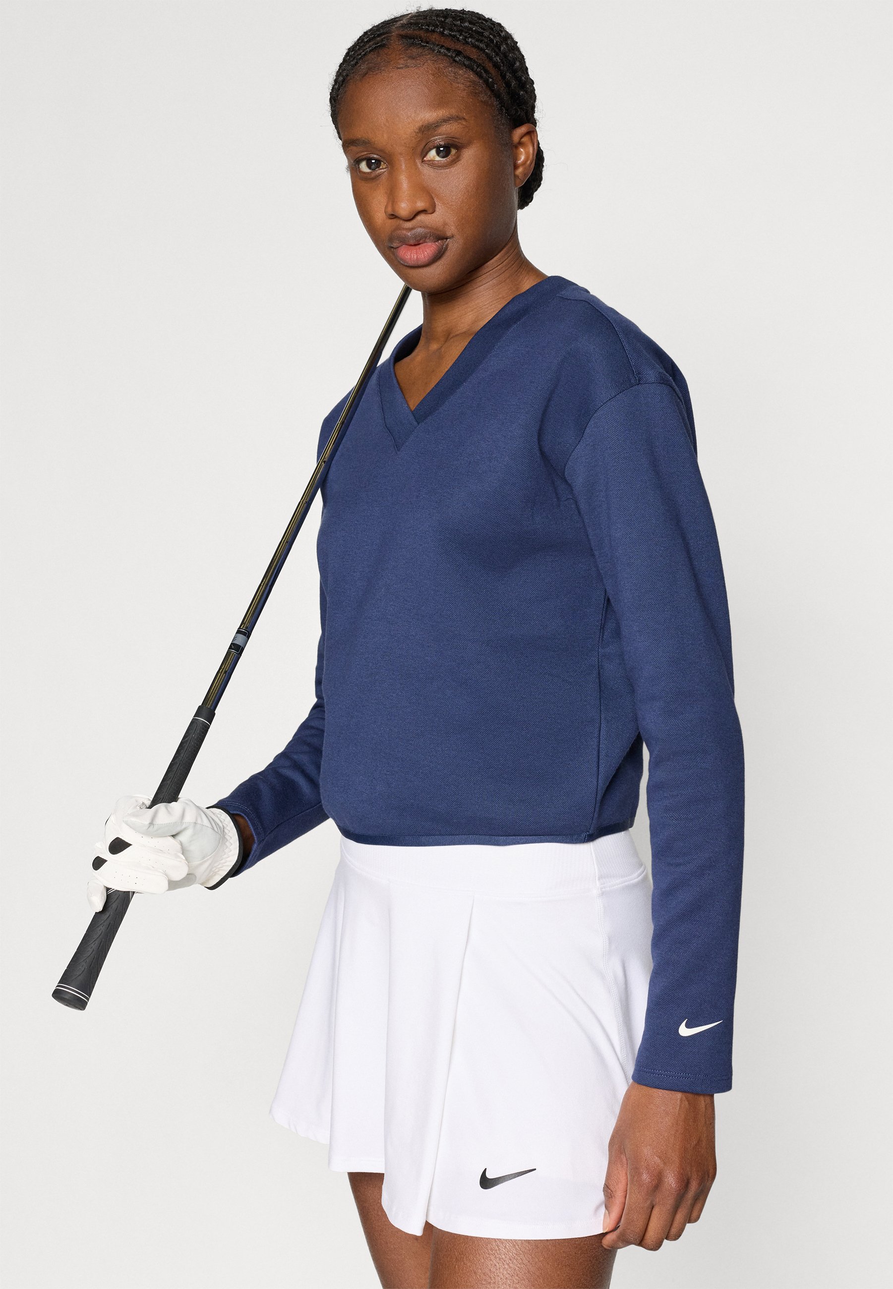 nike v neck women's long sleeve