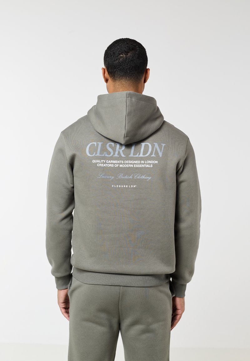 CLOSURE London LUXURY - Fato de treino - olive smoke/verde