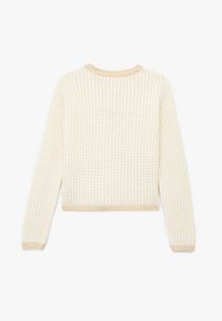 Sweter w kolorze kremowym, z dzianiny, z textured wzorem, ściągaczami na mankietach i dolnej część. Krótka konstrukcja, widok z tyłu.