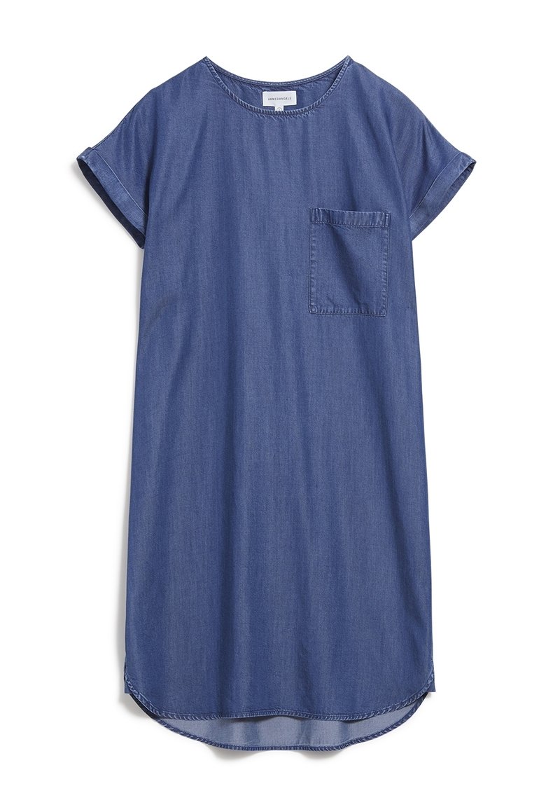 Jeanskjol i mörkblått, korta uppvikta ärmar, rund halsringning, med en bröstficka och en böjd nederkant. Mjuk tyg, avslappnad design.