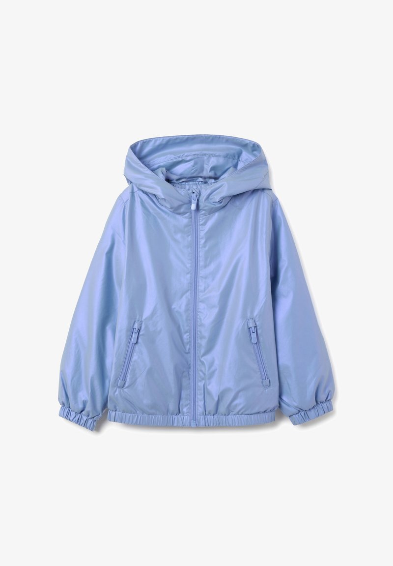 Hellblaue, glänzende, kapuzenjacke mit elastischen Bündchen, einem durchgehenden Reißverschluss und zwei Seitentaschen. Hergestellt aus glattem, wasserabweisendem Material.