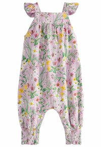 Mono corto floral rosa con tirantes con volantes. Presenta flores multicolores y hojas verdes. Puños elásticos en los tobillos para un acabado recogido.