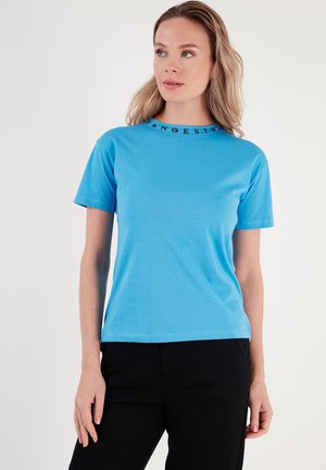 LELA REGULAR FIT - T-shirt imprimé - baby blue