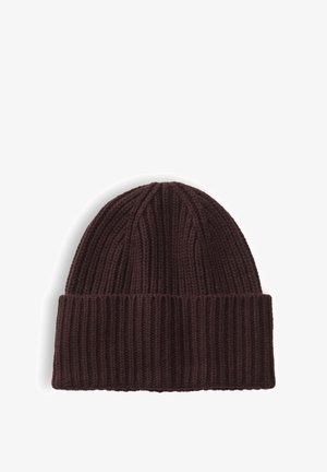 Dunkelbraune gestrickte Beanie mit umgeschlagenem Rand, flach auf weißem Hintergrund dargestellt.