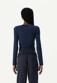 BDG Urban Outfitters DRAKE POPPER HENLEY - Top dugih rukava - pageant blue