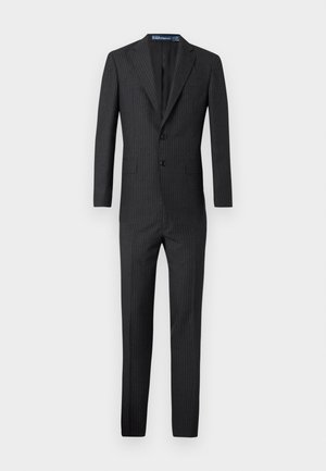 Donkergrijs, krijtstreep pak met een tweeknopsjacket met een inkeping revers en slim-fit pantalon, gemaakt van gestructureerde stof.