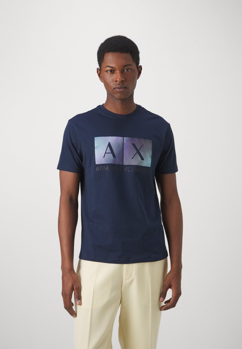 Armani Exchange - T-shirts med print - navy blazer, Forstørre