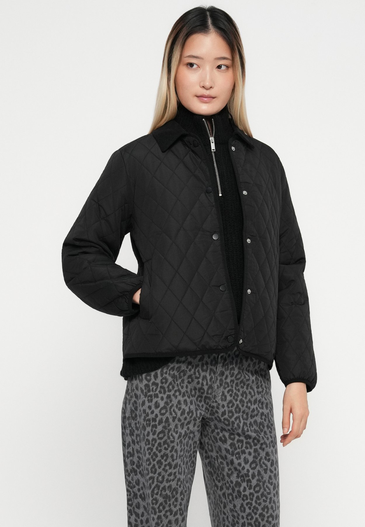ONLHELENA LIGHT QUILTED JACKET
