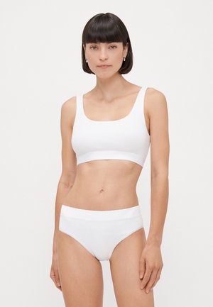 CORE BRALETTE - Topp - white