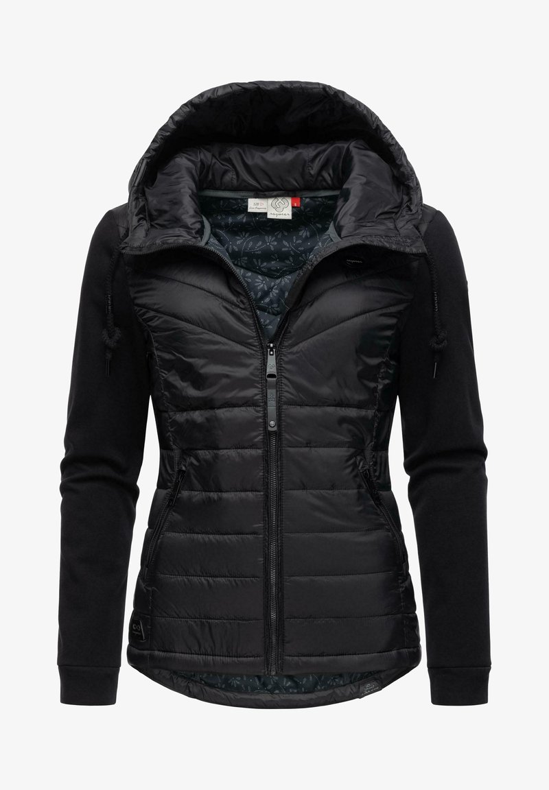 Giacca nera isolante con zip frontale, petto imbottito e maniche morbide. Presenta un cappuccio e una fodera con motivo per un tocco in più.