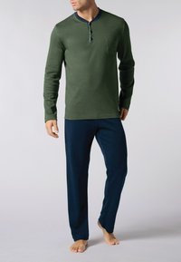 Non selezionato, militare