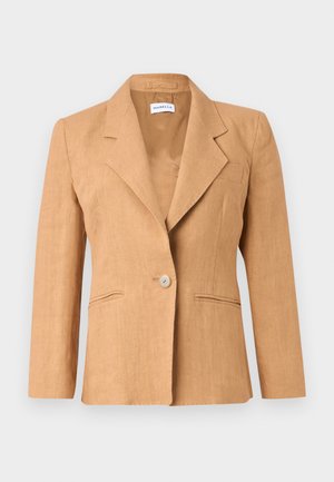 Blazer en lin beige avec un col cranté, fermeture à un seul bouton, deux poches avant et une texture légère. Conçu pour une coupe ajustée.