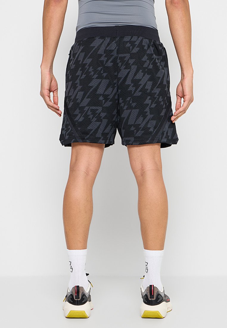 Kurze Sporthose