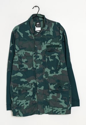 Nike Sportswear Leichte Jacke - green