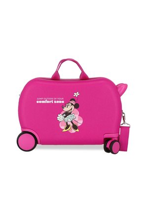 Maleta rodante de color rosa brillante para niños con un gráfico de Minnie Mouse y el texto "Salta fuera de tu zona de confort", con asas y cuatro ruedas.