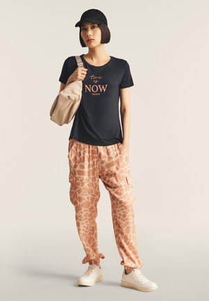 DI CON DETTAGLI - Camiseta estampada - anthracite