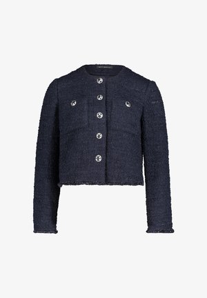 Ciemnogranatowa, teksturowana krótka kurtka z długimi rękawami, okrągłym dekoltem, sześcioma srebrnymi guzikami i dwoma kieszeniami na piersi.