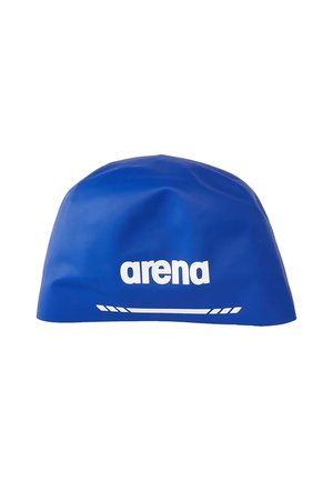 Cuffia da nuoto in silicone blu con logo bianco "arena" e linee decorative centrate sul davanti.