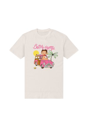 Lysebeige skjorte med Betty Boop, der læner sig op ad en lyserød vintagebil, palme, gul sol og lyserød "Betty Boop" tekst ovenover.