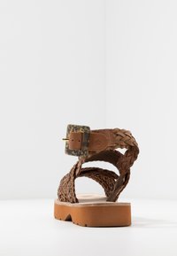 Scotch & Soda PHIONA  - Riemensandalette - brown