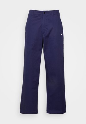 Nike Sportswear PANT - Bukser - midnight navy/(white)