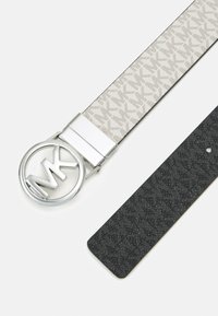 MICHAEL Michael Kors LOGO BELT - Pas - vanilla/black/silver-coloured