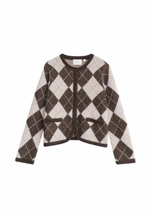 Cardigan boutonné avec un motif losanges marron et beige clair, col rond, manches longues et deux poches avant.
