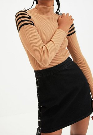 Trendyol Pullover - brown