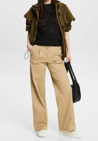 Esprit Triko s potiskem - black