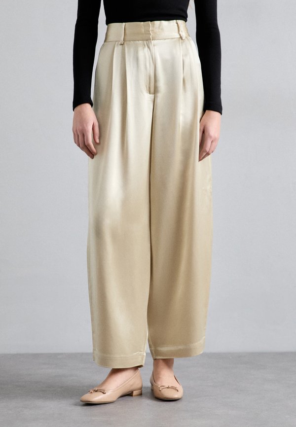 PISCALI - Trousers - oyster gray - Main Image