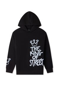 Felpa nera con cappuccio e grafica frontale che recita "IL RE DELLA STREET" in bianco. Presenta un cappuccio con lacci e polsini a costine. Tessuto di consistenza liscia.