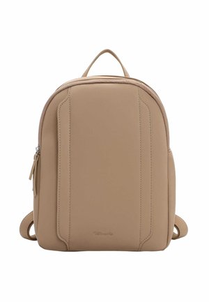 Zaino beige in pelle sintetica con bordi arrotondati, chiusura con zip, spallacci regolabili e maniglia superiore per il trasporto. Presenta un design minimalista e cuciture.