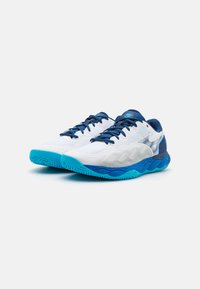 Mizuno WAVE ENFORCE COURT - Teniški copati za različne podlage - white/estate blue/river blue