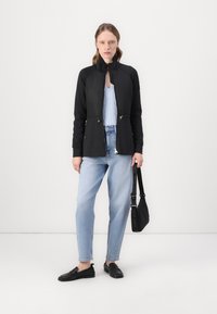 Barbour International QUILTED - Casaco leve - black