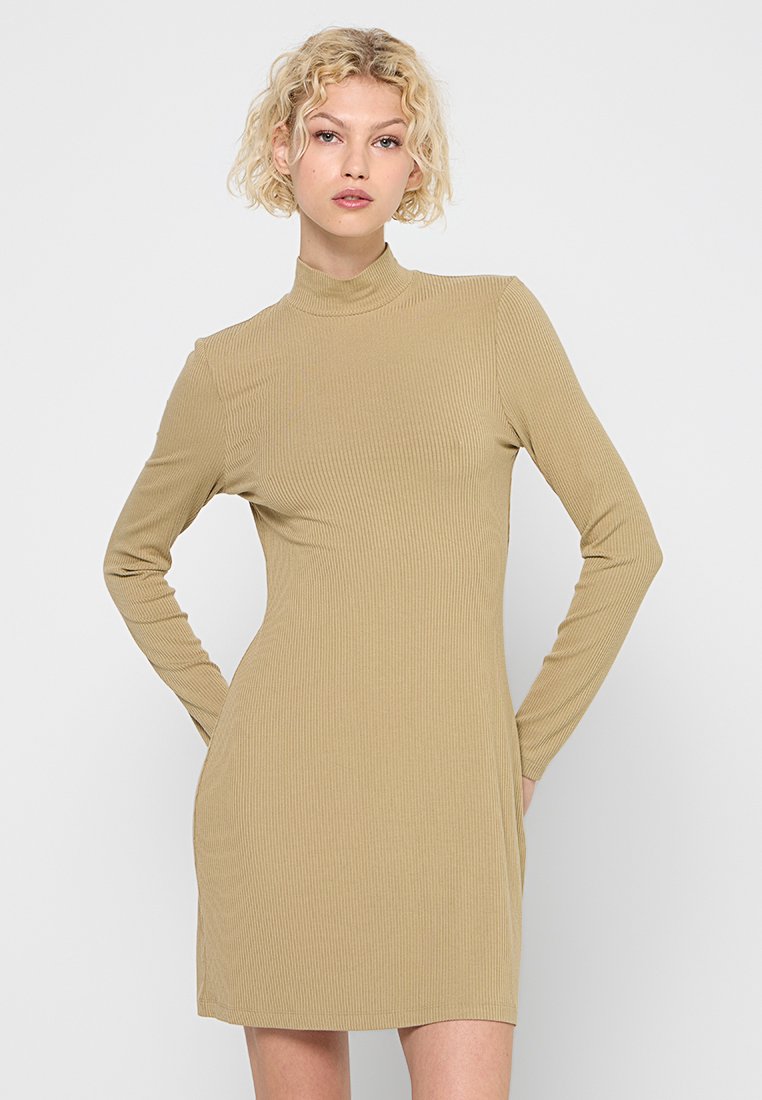 & Other Stories Gebreide jurk beige & Other Stories Gebreide jurk beige