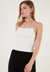 LELA SLIM FIT - Top - white