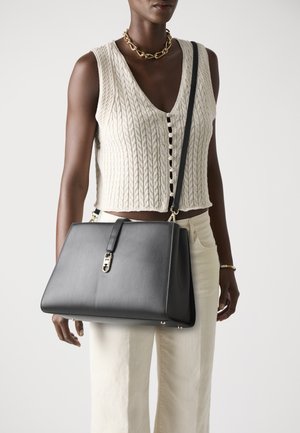 Tommy Hilfiger LIBRE SATCHEL - Geantă de mână - black