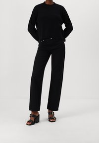 Repeat Svetr - black