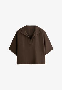 Unselected, mottled light brown