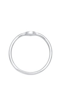 Inel din argint cu un brățar neted, rotund și un vârf circular plat. Design minimalist, finisaj lustruit și tranziție perfectă între brățară și vârf.