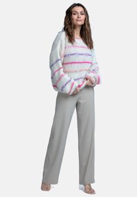 Fobya - Sweter