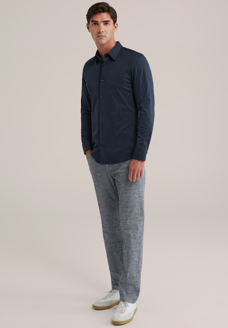 Camicia Blu Scarpe Blu Pantaloni Grigi Pantalone Uomo Meyer Grigio