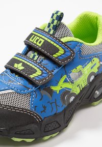 LICO LOADER BLINKY - Zapatillas - blau/schwarz/lemon