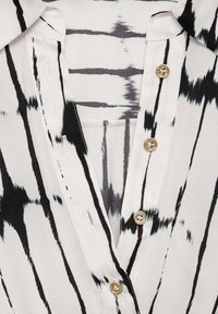 Mango Srajčna obleka - off-white